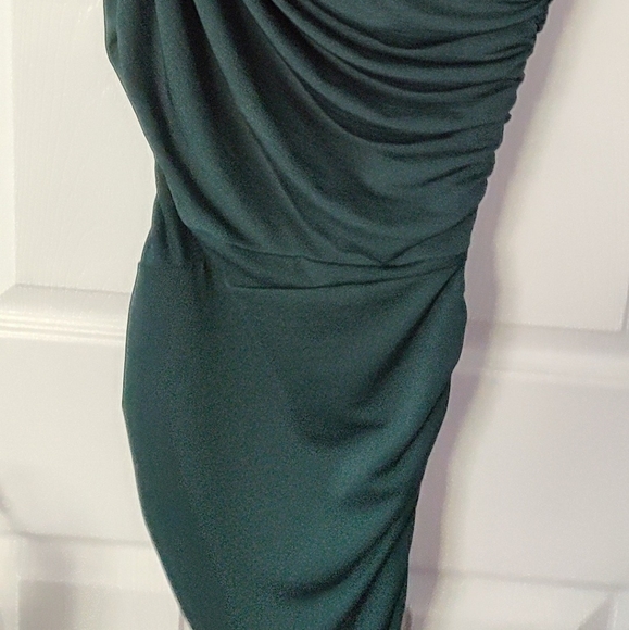 NWT Pretty Little Thing One Shoulder Dress - Picture 2 of 3